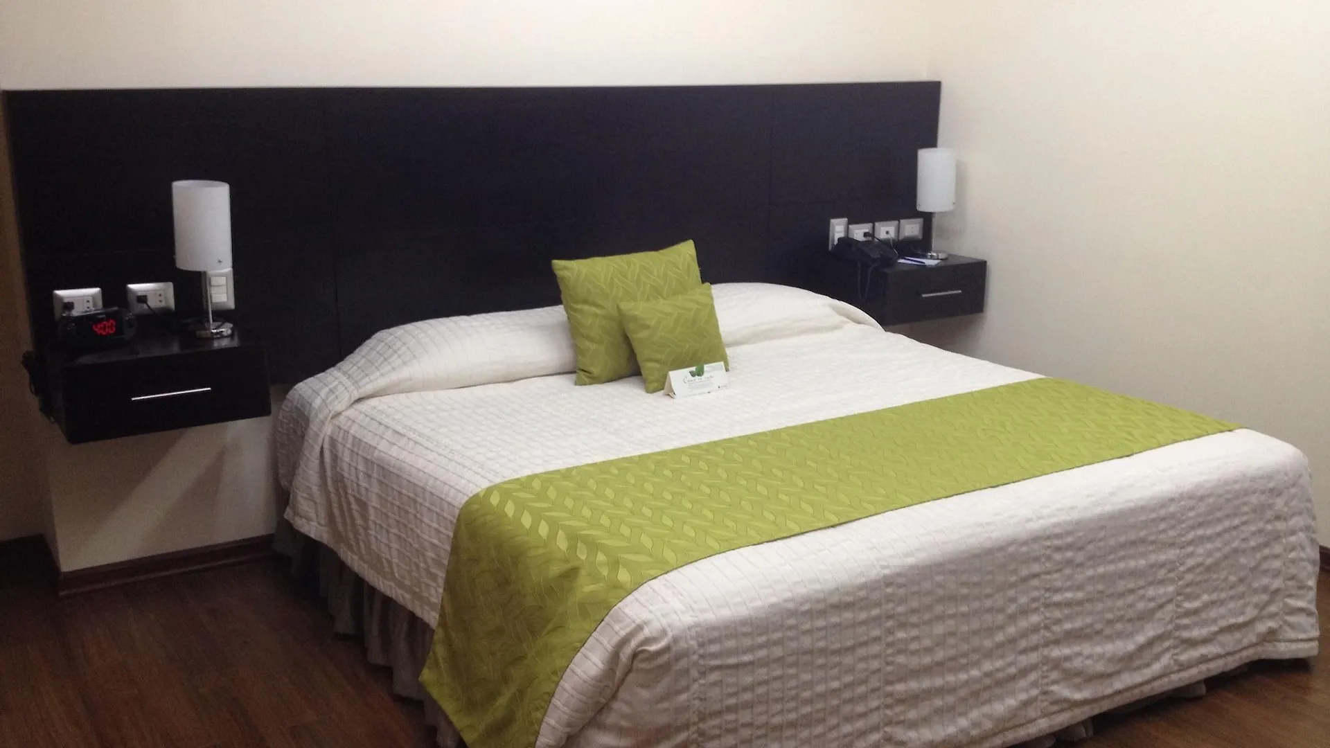 Hotel Ramada Guayaquil 3*,