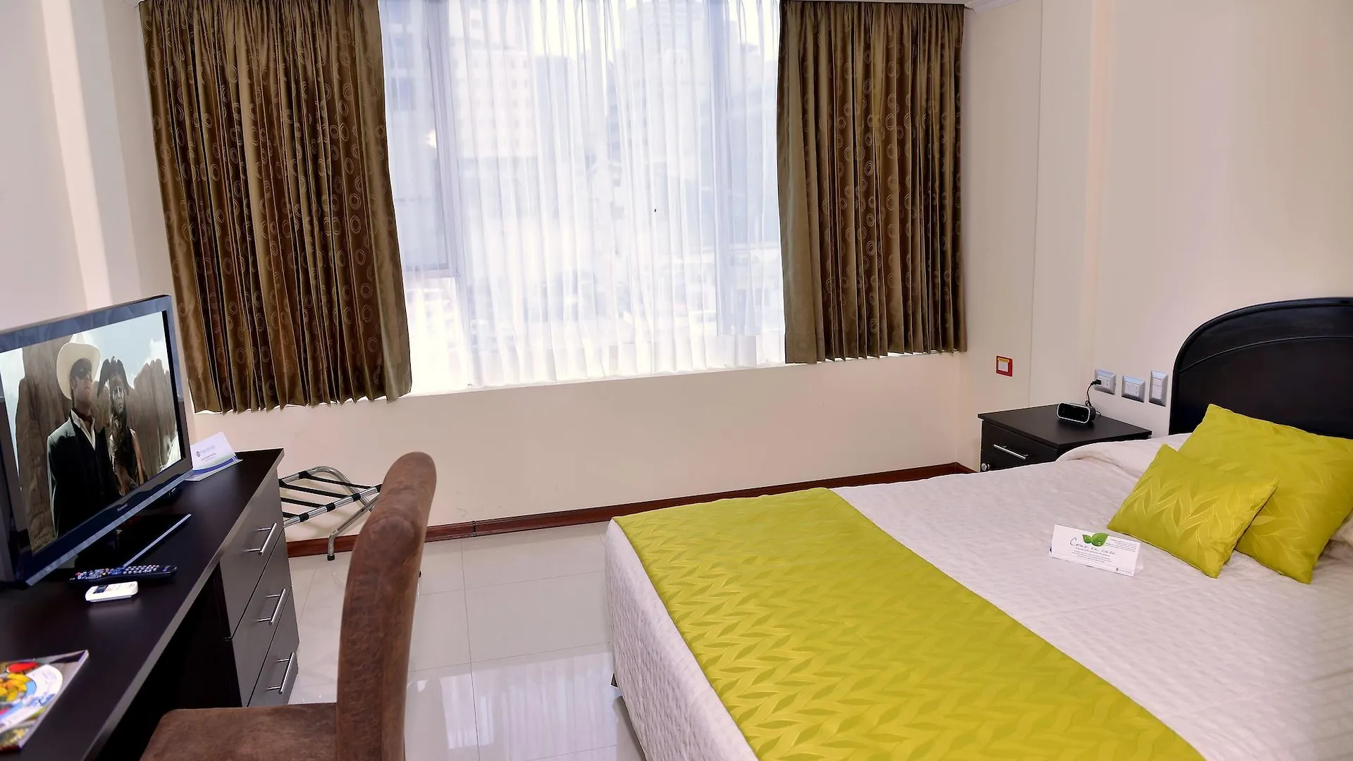 Hotel Ramada Guayaquil 3*,