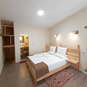  Gasthof At Pikotiko's - For Rent Albanien
